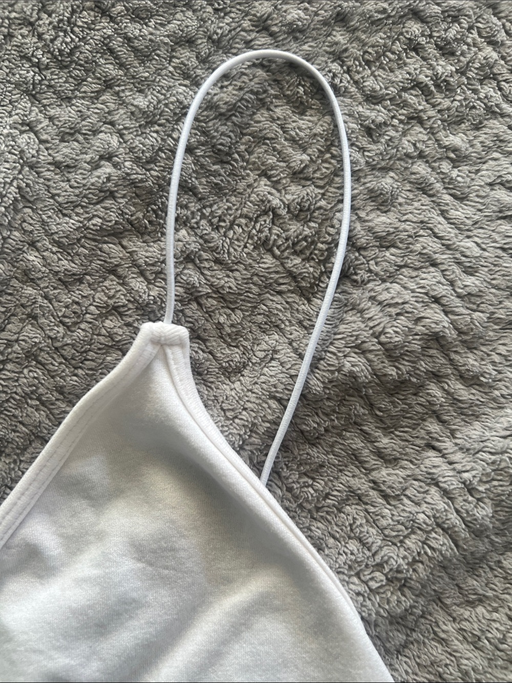 Free People Intimates V-Neck Cropped White Spaghetti Strap Tank Top Size Medium - Picture 3 of 6